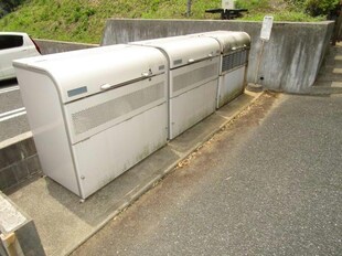 佐倉駅 バス7分  石川入口下車：停歩9分 3階の物件外観写真